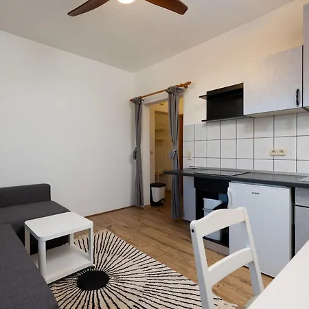 Dalero 1 By Interhome