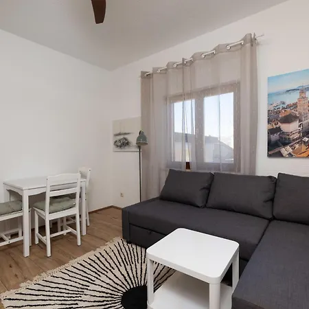 Dalero 1 By Interhome *