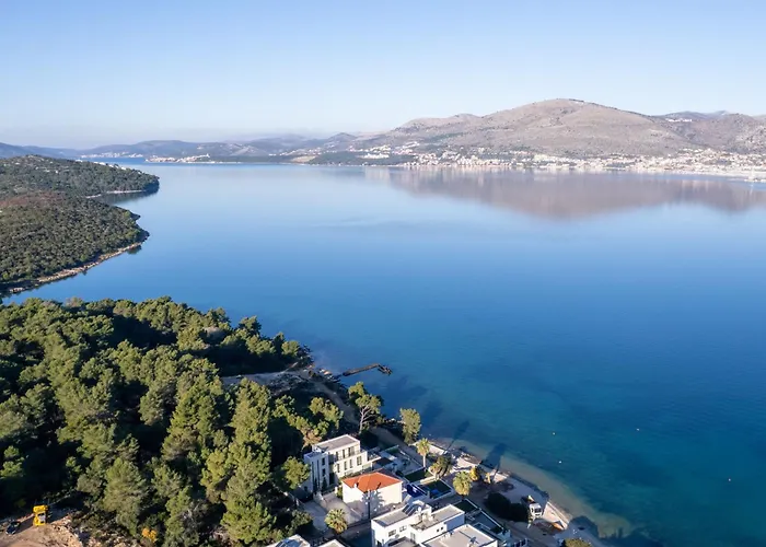 Dalero 1 By Interhome *