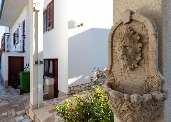 Apartment Dalero 1 By Interhome Trogir