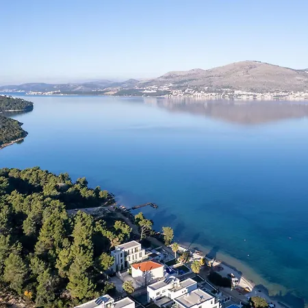 Dalero 1 By Interhome *